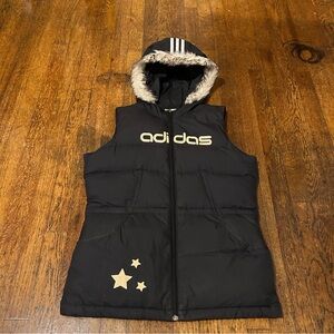 Vintage Y2K Adidas black puffer vest with fur hood Size XL